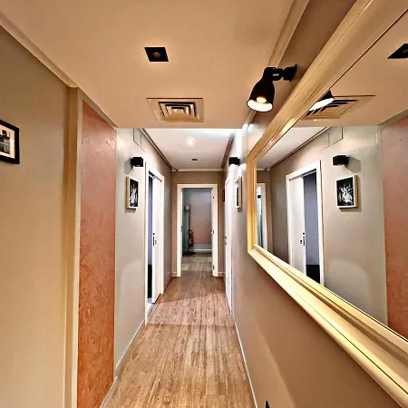 ファビオ マッシモ ゲスト ハウス ゲストハウス 4*