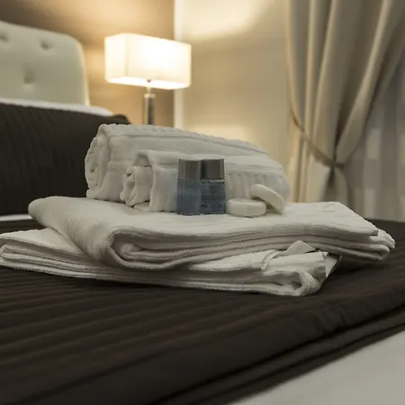 ゲストハウス ファビオ マッシモ ゲスト ハウス