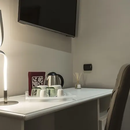 ゲストハウス ファビオ マッシモ ゲスト ハウス 4*